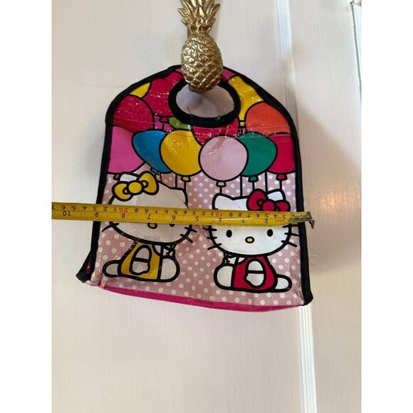 Hello Kitty by Zak! Sanrio insulated lunch bag - Picture 2 of 12